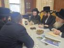 ניו יארק סיטי מעיאר קאנדידאט דזשאש גאטהיימער טרעפט זיך מיט היימישע עסקנים