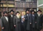 ניו יארק סיטי מעיאר קאנדידאט דזשאש גאטהיימער טרעפט זיך מיט היימישע עסקנים