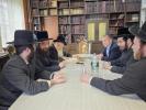ניו יארק סיטי מעיאר קאנדידאט דזשאש גאטהיימער טרעפט זיך מיט היימישע עסקנים
