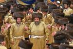 שמחת החתונה פאר א אייניקל פון כ"ק אדמו"ר מתולדות אברהם יצחק שליט"א בן הזקונים לבנו הרה"צ ראש ישיבת תוא"י שליט"א 