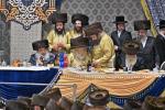 שמחת החתונה פאר א אייניקל פון כ"ק אדמו"ר מתולדות אברהם יצחק שליט"א בן הזקונים לבנו הרה"צ ראש ישיבת תוא"י שליט"א 