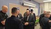 עסקנים אין סאליווען קאונטי טרעפן זיך מיט די לאקאלע פאליטישנס