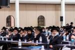חסידי סקווירא באגריסן פריידיג די רעוואלוציע שפארזאמע חתונה תקנות פראקלאמירט ביי א אסיפה "שמחה בשלמות"