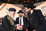 בילדער פון דעם היסטארישן בר מצוה פאר 56 יתומים צוגעשטעלט דורך די "זה לזה" ארגענעזאציע