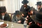 כ"ק אדמו"ר מסאטמאר שליט"א ביים שבע ברכות בבית ר' חיים הערש שווארץ