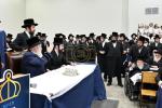 חומש סעודה אין תלמוד תורה באבוב לינדן בראשות כ"ק אדמו"ר מבאבוב שליט"א 