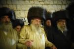 מעמד ההדלקה בחצר הקודש לעלוב אין מוצאי שבת בהעלותך ביי ציון הרשבי