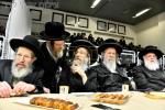 חומש סעודה אין תלמוד תורה תפארת בנים מונקאטש בני ברק בראשות די זיידעס אדמו"רים שליט"א 