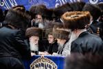 שמחת החתונה פון אייניקל פון כ"ק אדמו"ר מבאבוב - 45 שליט"א 
