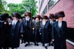 שמחת החתונה פון אייניקל פון כ"ק אדמו"ר מבאבוב - 45 שליט"א 