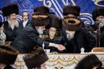 שמחת החתונה פון אייניקל פון כ"ק אדמו"ר מבאבוב - 45 שליט"א 