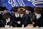 שמחת החתונה פון אייניקל פון כ"ק אדמו"ר מבאבוב - 45 שליט"א 