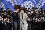 שמחת החתונה פון אייניקל פון כ"ק אדמו"ר מבאבוב - 45 שליט"א 