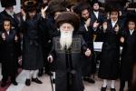 שמחת החתונה פון אייניקל פון כ"ק אדמו"ר מבאבוב - 45 שליט"א 