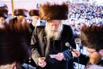 שמחת החתונה פון אייניקל פון כ"ק אדמו"ר מבאבוב - 45 שליט"א 