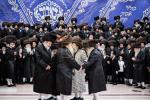 שמחת החתונה פון אייניקל פון כ"ק אדמו"ר מבאבוב - 45 שליט"א 