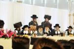 כ"ק אדמו"ר מסאטמאר שליט"א ביי מסיבת לחיים נאכן הכנס"ת אריינגעגעבן דורך הרה"ח ר' מאיר ווערטהיימער הי"ו אין המספיק רעזארט אין סאליוואן קאנטי.