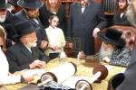 כ"ק אדמו"ר מסאטמאר שליט"א ביי כתיבת האותיות ביי הרב  אברהם שווארץ הי"ו 