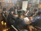 ספרינג וועלי מעיאר קאנדידאט שענלעי ווייטאל, וויצע קאנדידאט ר' יוסף גראס, און טראסטי קאנדידאט ר' יעקב יוסף קויפמאן טרעפן זיך מיט רבנים פאר די 24'סטער יוני וואלן