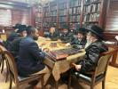 ספרינג וועלי מעיאר קאנדידאט שענלעי ווייטאל, וויצע קאנדידאט ר' יוסף גראס, און טראסטי קאנדידאט ר' יעקב יוסף קויפמאן טרעפן זיך מיט רבנים פאר די 24'סטער יוני וואלן