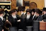 פארשפיל און שטריימל לייגן ביי א אייניקל פון כ"ק אדמו"ר מבאבוב שליט"א 