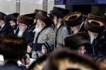 פארשפיל און שטריימל לייגן ביי א אייניקל פון כ"ק אדמו"ר מבאבוב שליט"א 