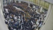 בילדער פון ביהמ"ד בנין בראך פונעם סיום הש"ס בעת רעוא דרעווין און ריקודין