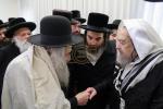 הגאון רבי יהושע דוד טורצין שליט"א מנהיג קהילת הפרושים באזוכט ביי הרה"ק רבי יעקב מאיר שעכטער שליט"א נאך א ברית