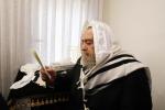 הגאון רבי יהושע דוד טורצין שליט"א מנהיג קהילת הפרושים באזוכט ביי הרה"ק רבי יעקב מאיר שעכטער שליט"א נאך א ברית