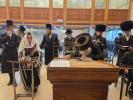 כ"ק גאב"ד מאקאווא שליט"א יעצט ערב שבת ביים כותל המערבי, וויילנדיג שבת בשמחת בית בעלזא