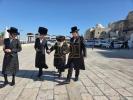 כ"ק גאב"ד מאקאווא שליט"א יעצט ערב שבת ביים כותל המערבי, וויילנדיג שבת בשמחת בית בעלזא