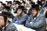  מעמד "הרבצת תורה" אין תולדות אהרן שטייענדיג פאר די סיום מסכת בבא מציעא עמוד היומי במסגרת מפעל התורה 'תורתך שעשועי' 