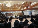שבע ברכות בחצר הקודש פאפא ע"י תלמידי ישיבות פאפא