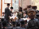 שבע ברכות בחצר הקודש פאפא ע"י תלמידי ישיבות פאפא