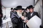 אבן הפינה פאר ישיבת כרם שלמה ד'באבוב בראשות כ"ק אדמו"ר מבאבוב שליט"א 