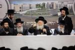 אבן הפינה פאר ישיבת כרם שלמה ד'באבוב בראשות כ"ק אדמו"ר מבאבוב שליט"א 