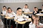 הגה"צ אב"ד צאנז ארה"ב שליט"א באזוכט אין תלמוד תורה שפע חיים צאנז בארא פארק 