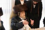  שמחת הברית פאר א אור אייניקל פון הרה"ק רבי יעקב מאיר שעכטער שליט"א בן הנולד ביים אייניקל הרב מרדכי געווירץ שליט"א