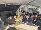 כ"ק אדמו"ר מקאסוב שליט"א ביים עליה לציון צום ערשטן יארצייט פון כ"ק אדמו"ר מקאסוב זצ"ל 