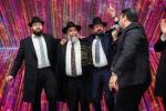 הערליכע הכנסת צוויי ספרי תורות פארגעקומען אין בירגאן ביעטש אין ברוקלין