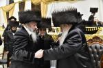 שמחת החתונה לנכד כ"ק אדמו"ר מקרעטשניף שליט"א החתן בן לבנו הגה"צ אבד"ק קרעטשניף שליט"א 