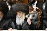 שמחת החתונה לנכד כ"ק אדמו"ר מקרעטשניף שליט"א החתן בן לבנו הגה"צ אבד"ק קרעטשניף שליט"א 
