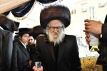 שמחת החתונה לנכד כ"ק אדמו"ר מקרעטשניף שליט"א החתן בן לבנו הגה"צ אבד"ק קרעטשניף שליט"א 