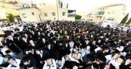 שמחת החתונה לנכד כ"ק אדמו"ר מקרעטשניף שליט"א החתן בן לבנו הגה"צ אבד"ק קרעטשניף שליט"א 