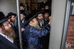 האדמו"ר מבאבוב - 45 באזוכט די מוסדות אין יוניאן‎