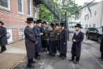 האדמו"ר מבאבוב - 45 באזוכט די מוסדות אין יוניאן‎