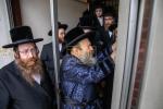 האדמו"ר מבאבוב - 45 באזוכט די מוסדות אין יוניאן‎