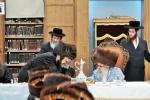 כ"ק אדמו"ר מסאטמאר שליט"א ביי א וואכנאכט פון א אייניקל 
