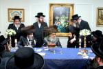 כ"ק אדמו"ר מסאטמאר שליט"א ביי א וואכנאכט און ברית פון א אייניקל 