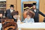 כ"ק אדמו"ר מסאטמאר שליט"א ביי א וואכנאכט פון א אייניקל 